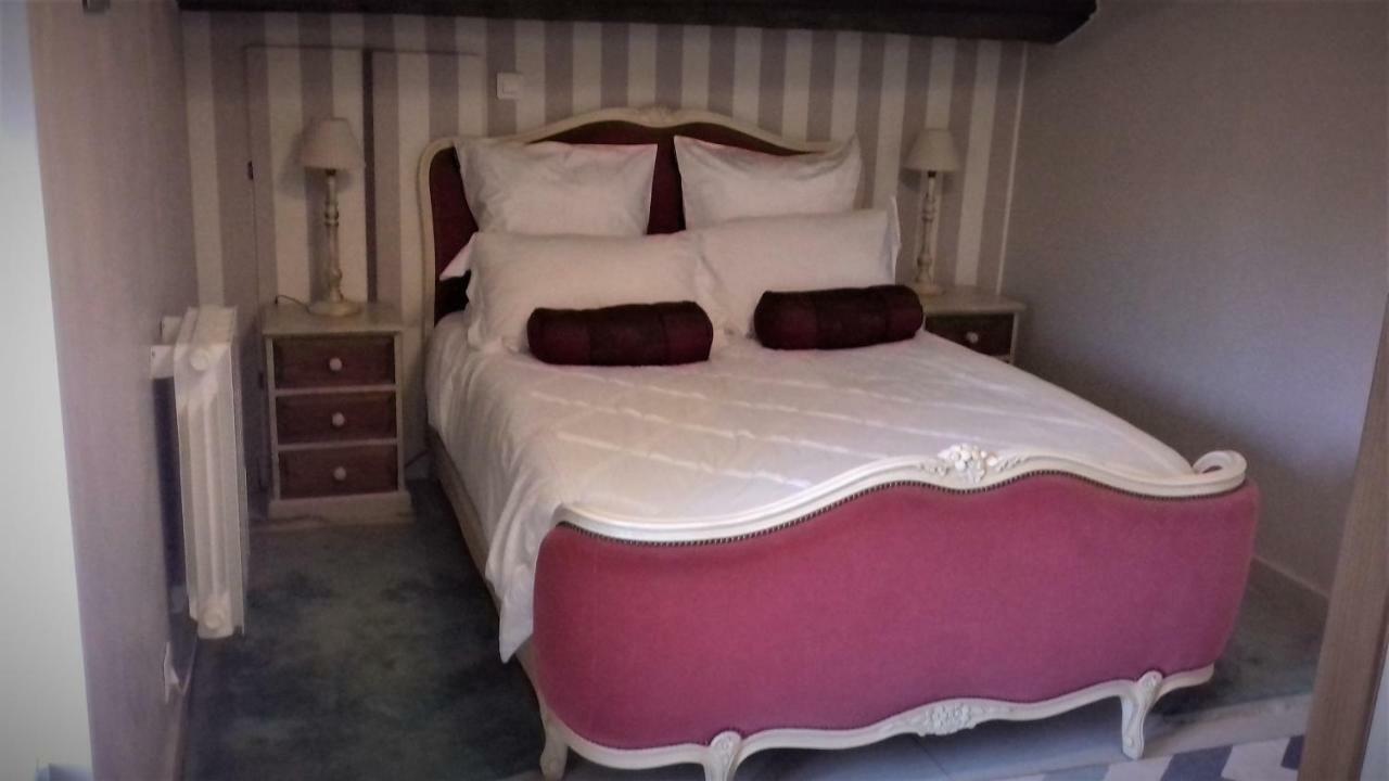 Maison Lavande Bed and Breakfast Saint-Jean-dʼAngély Eksteriør billede